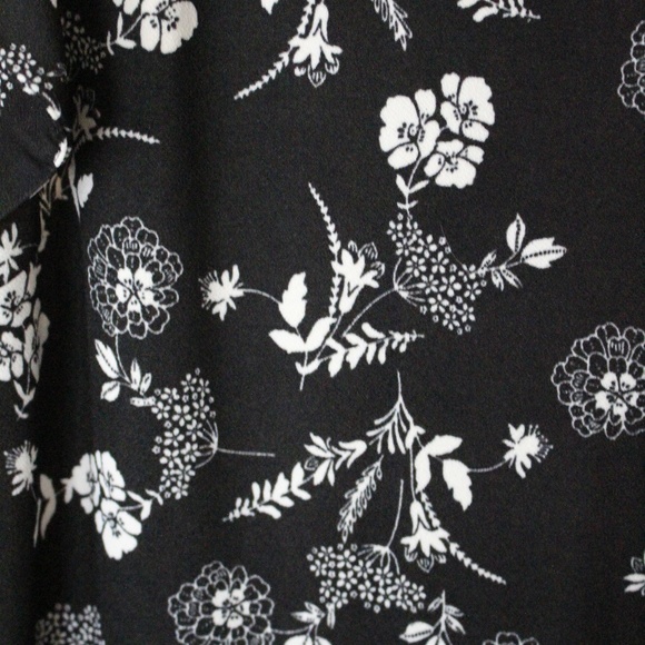 Xhilaration Spring dress - Picture 4 of 7